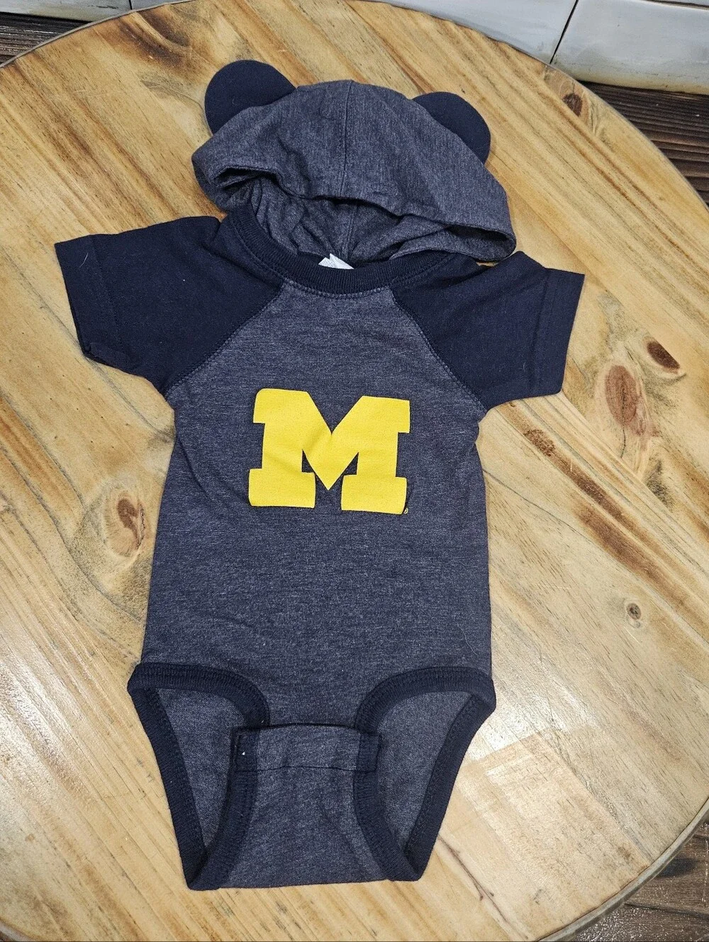 Infant Michigan Wolverines Onesie Bundle